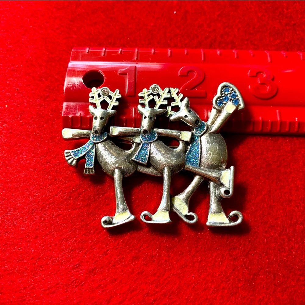 Brooche